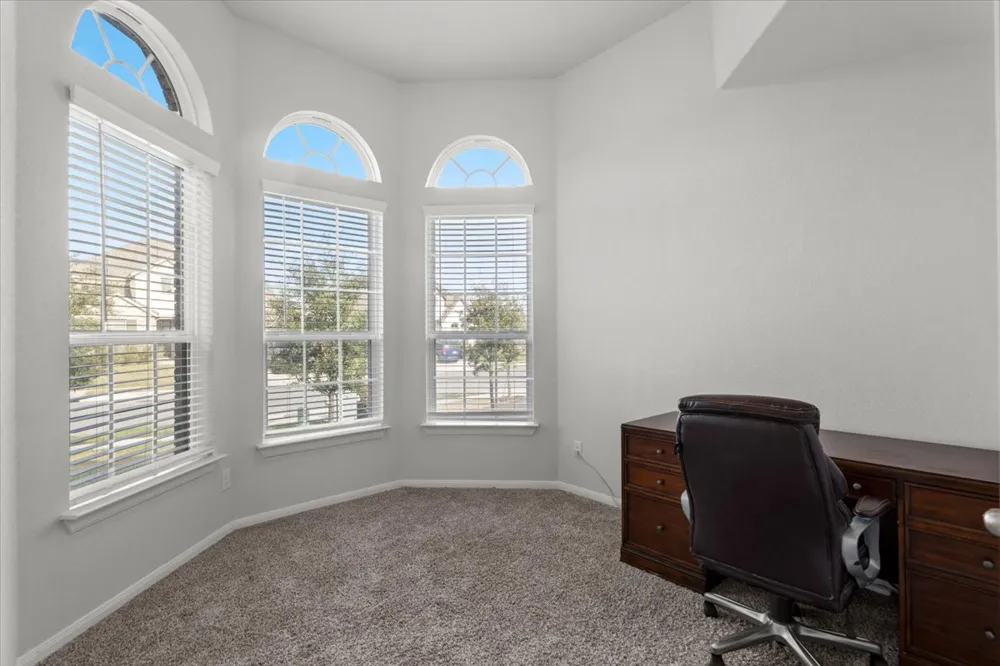 913 Blue Oak Boulevard San Marcos, TX 78666