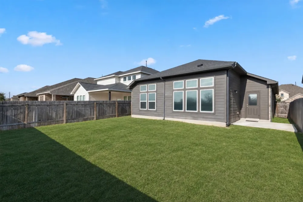 913 Blue Oak Boulevard San Marcos, TX 78666