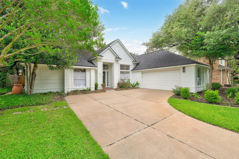 2025 Saint Andrews Drive Round Rock, TX 78664