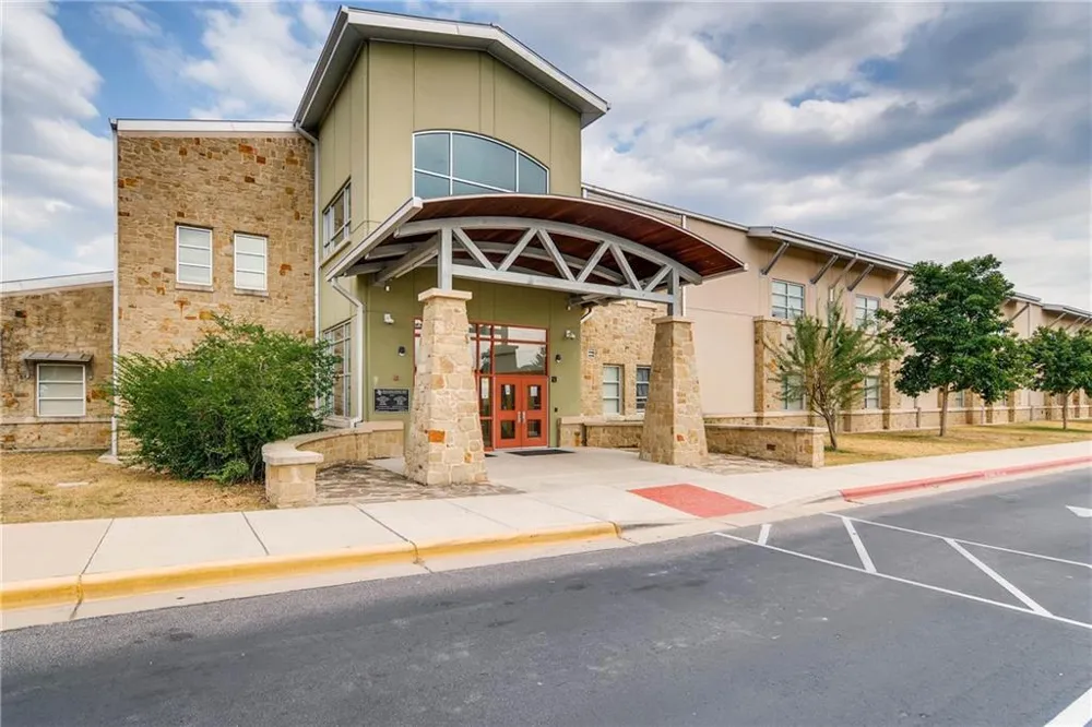 100 Stratton Court Austin, TX 78737
