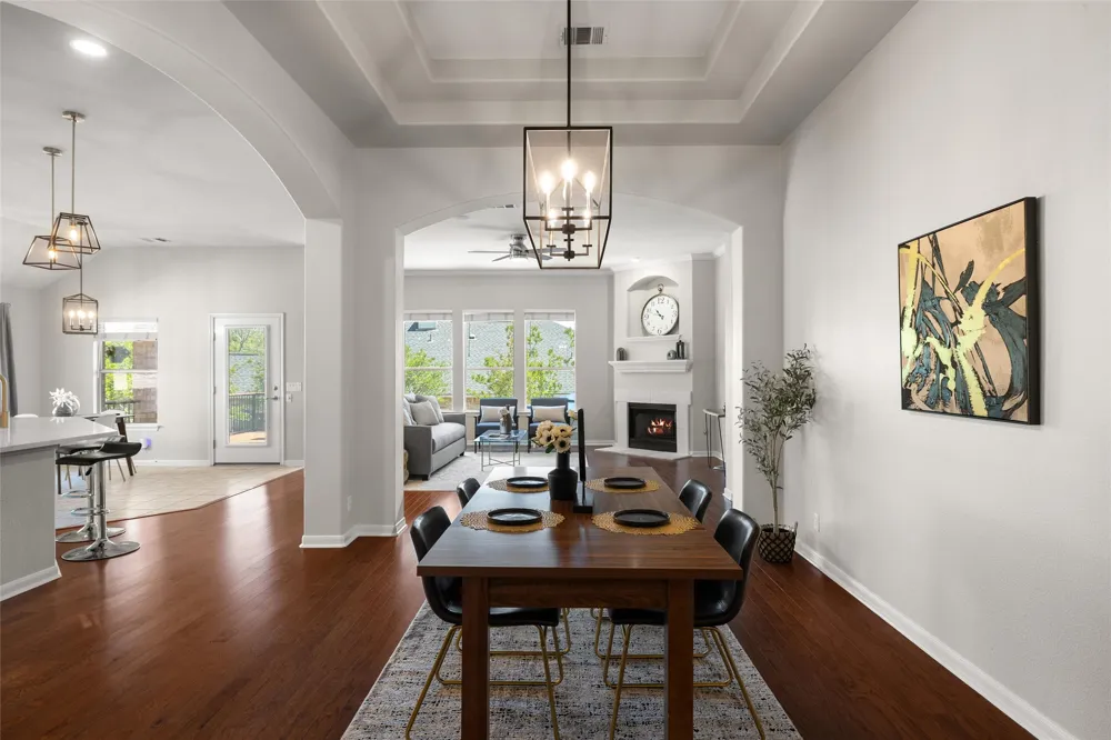 100 Stratton Court Austin, TX 78737
