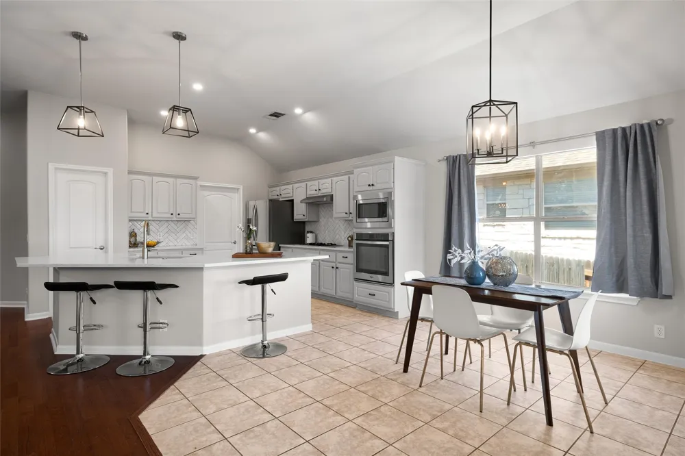 100 Stratton Court Austin, TX 78737