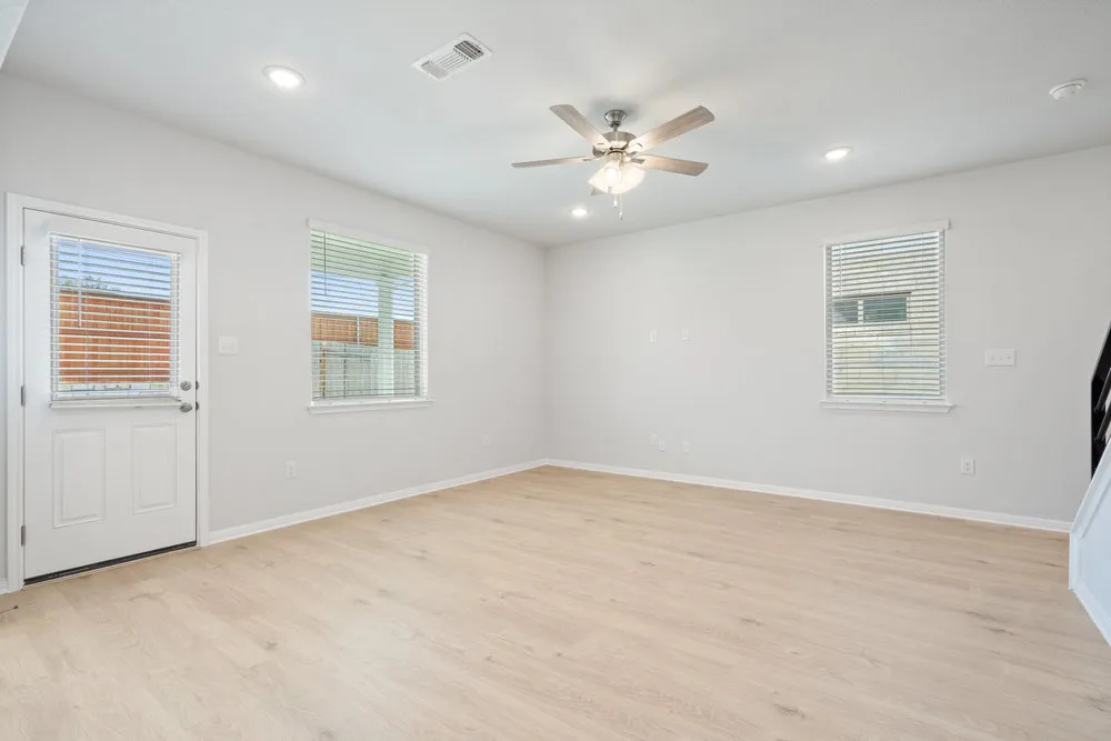 335 Young Street Buda, TX 78610