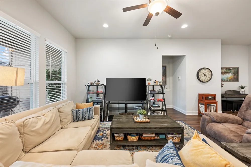 4420 Jackies Drive Pflugerville, TX 78660