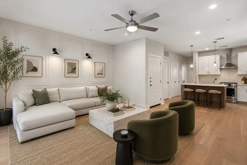 2827 Manor Road #2201 Austin, TX 78722