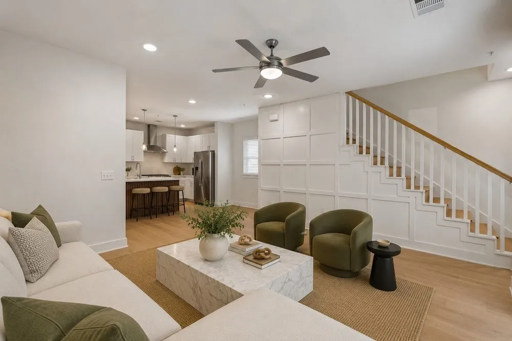 2827 Manor Road #2201 Austin, TX 78722