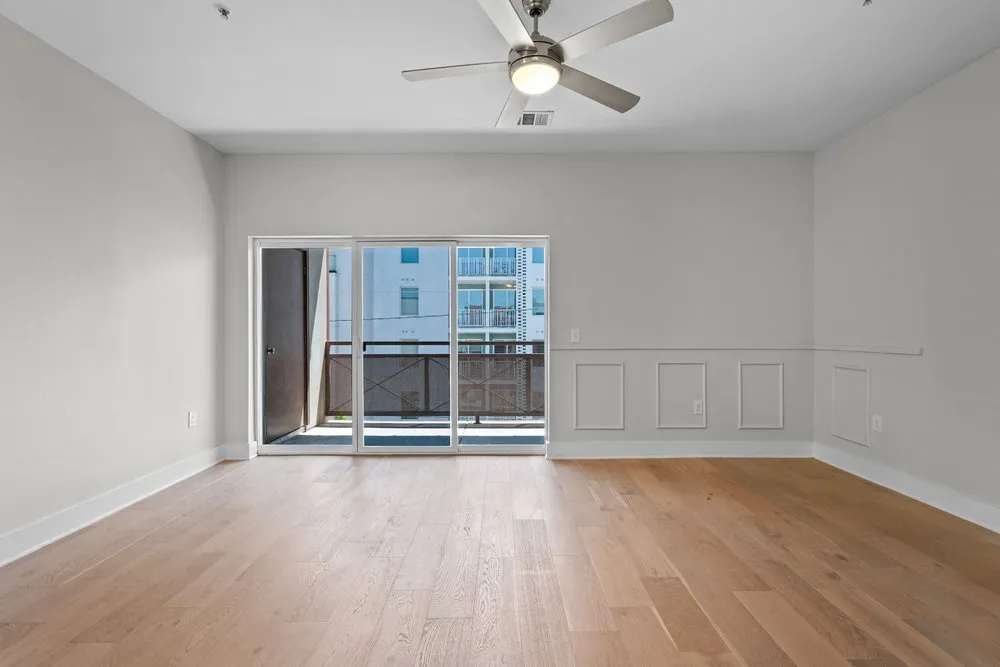 2827 Manor Road #2201 Austin, TX 78722
