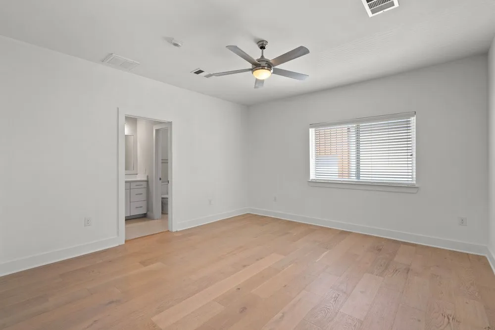 2827 Manor Road #2201 Austin, TX 78722