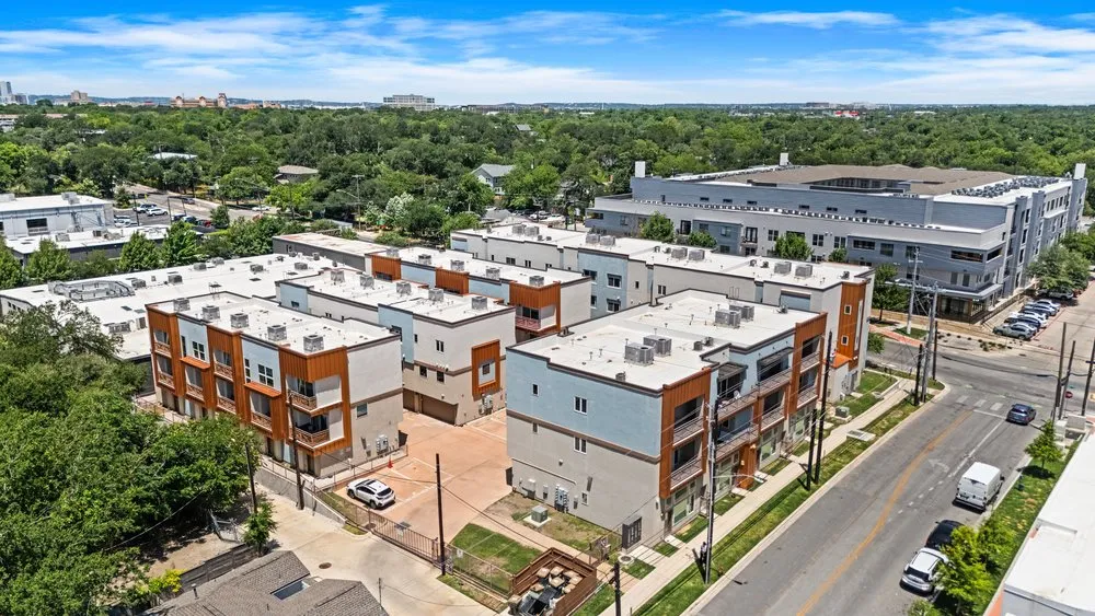 2827 Manor Road #2201 Austin, TX 78722