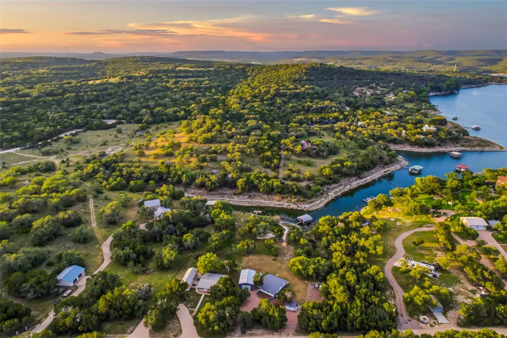 23614 Midway Drive Marble Falls, TX 78654
