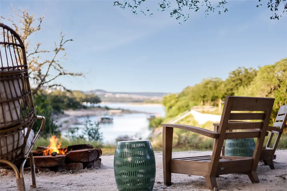 23614 Midway Drive Marble Falls, TX 78654
