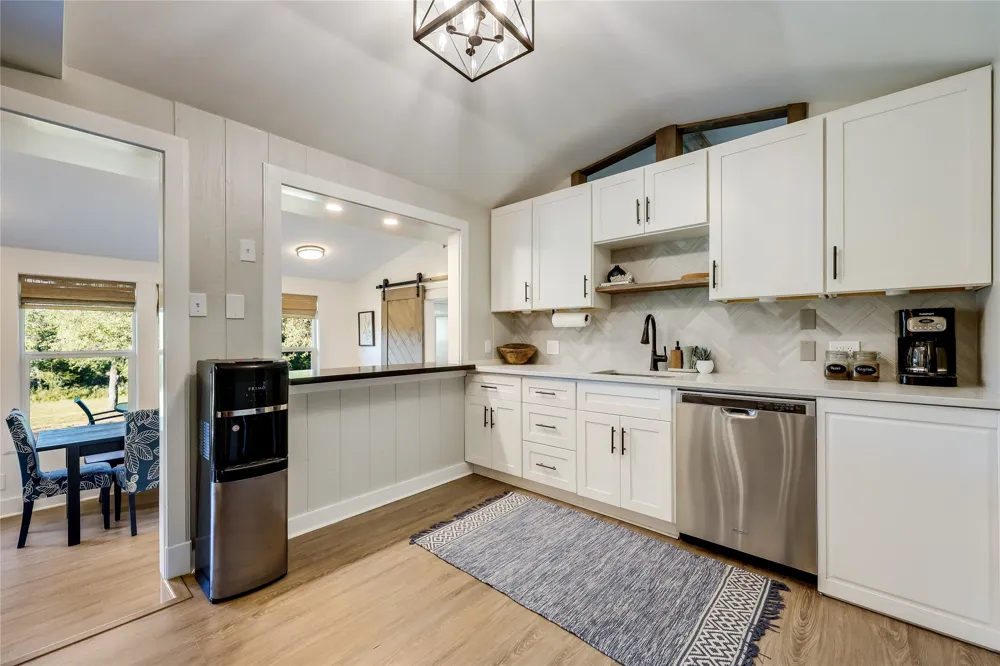 23614 Midway Drive Marble Falls, TX 78654