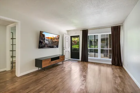 2425 Ashdale Drive #32