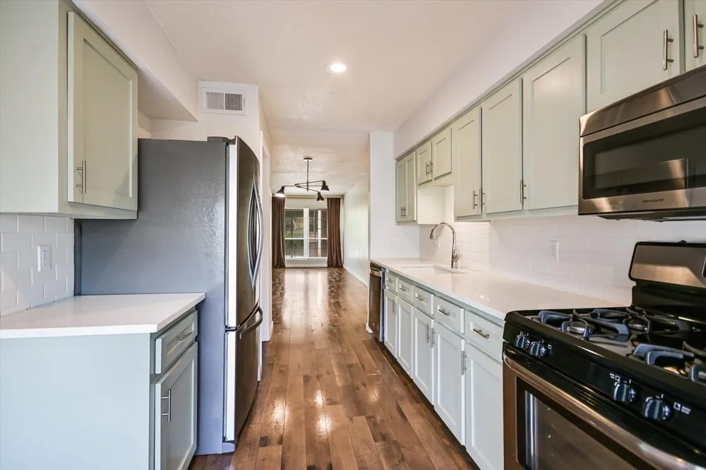 2425 Ashdale Drive #32 Austin, TX 78757