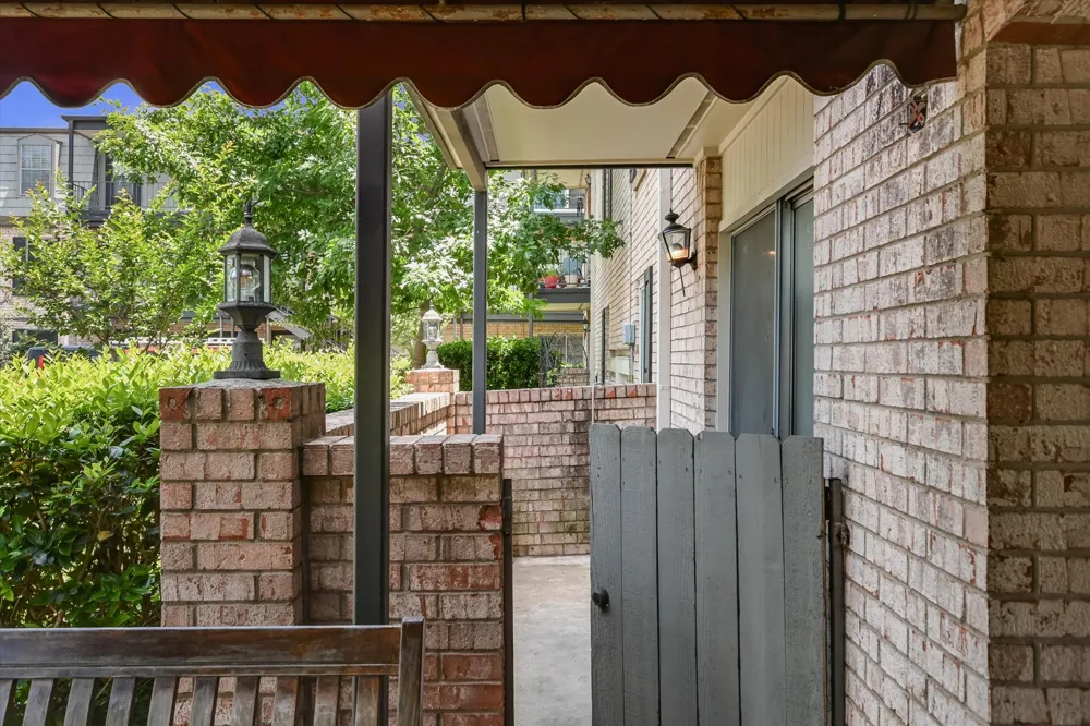 2425 Ashdale Drive #32 Austin, TX 78757