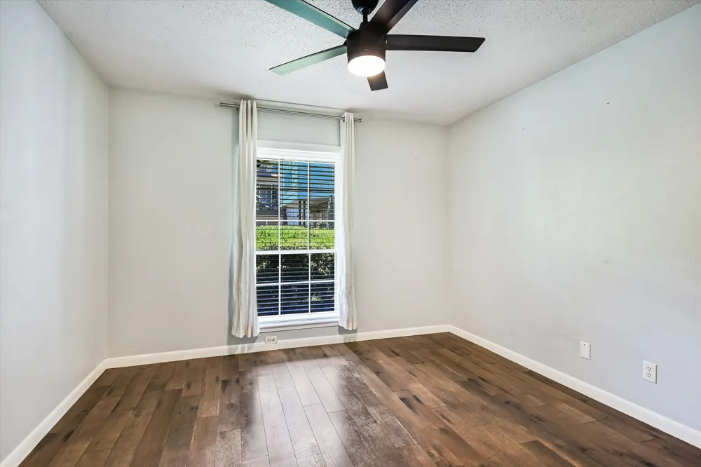 2425 Ashdale Drive #32 Austin, TX 78757