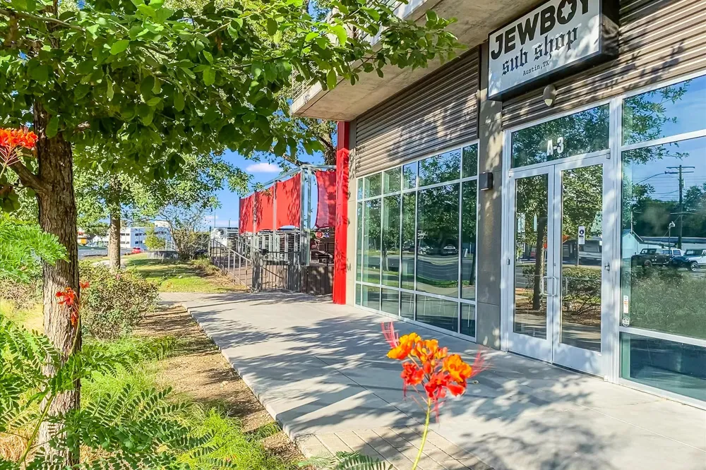 2425 Ashdale Drive #32 Austin, TX 78757
