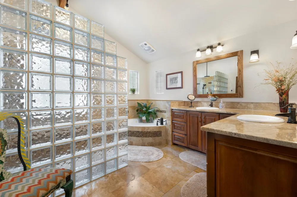 14951 Arrowhead Drive Volente, TX 78641