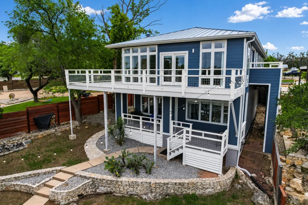 22514 Felicia Drive Spicewood, TX 78669