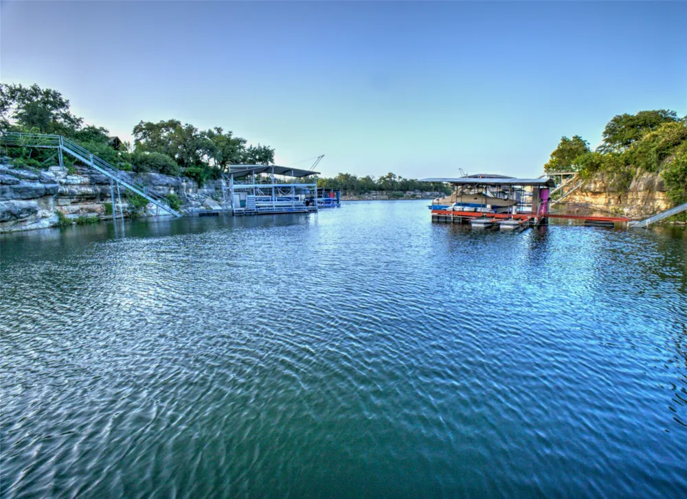 22514 Felicia Drive Spicewood, TX 78669