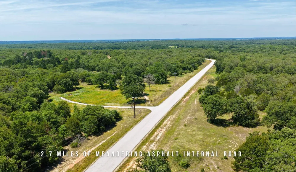 County Road 405 (+/- 839 acres) Lexington, TX 78947