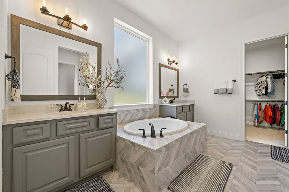 4721 Modena Bay Bend Leander, TX 78641