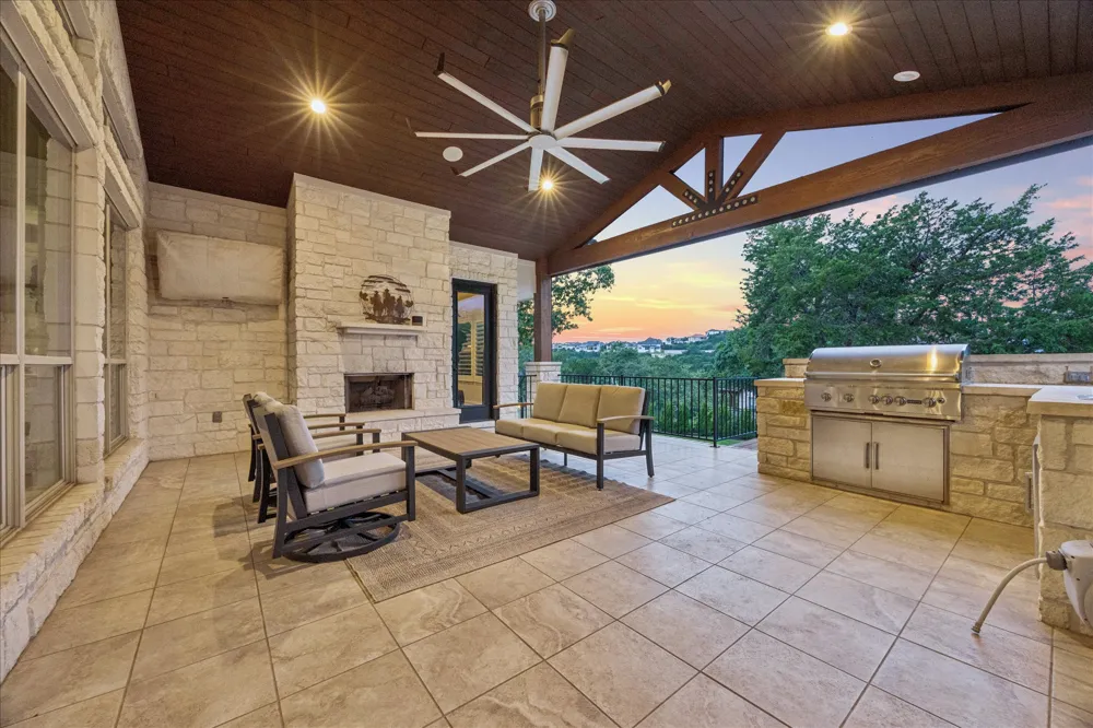 3718 Lajitas Leander, TX 78641