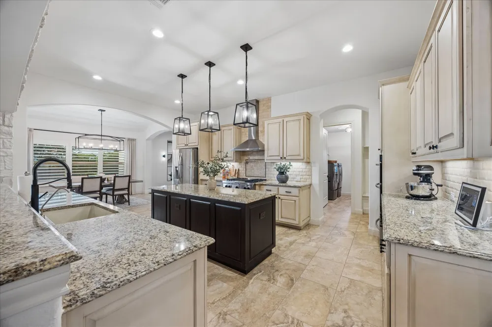3718 Lajitas Leander, TX 78641