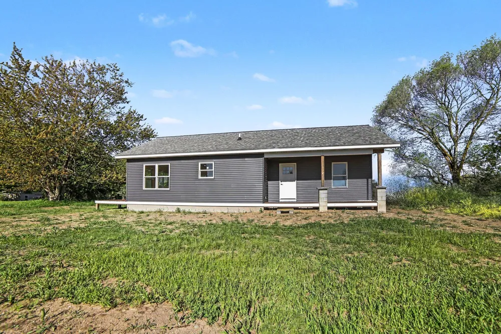 6193 S Pere Marquette Highway Pentwater, MI 49449