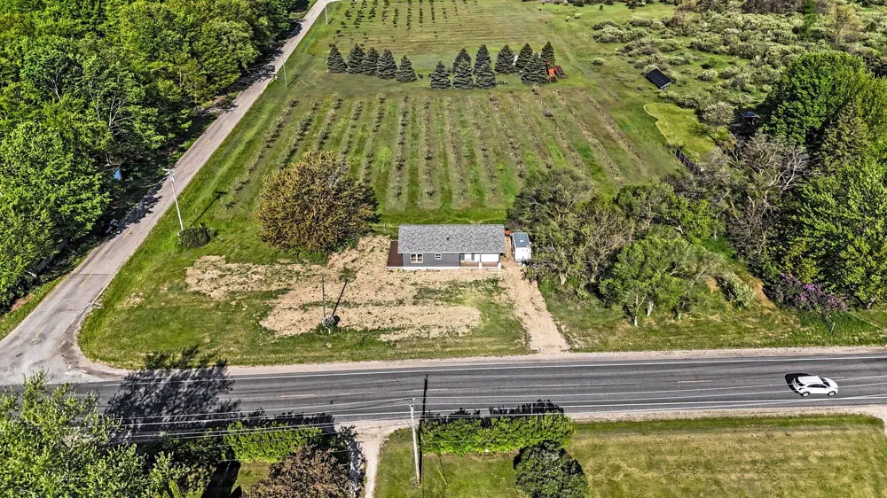 6193 S Pere Marquette Highway Pentwater, MI 49449