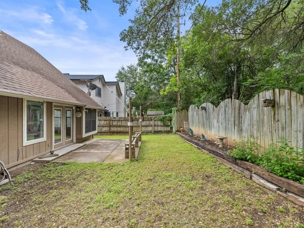10606 Platt River Drive Austin, TX 78748