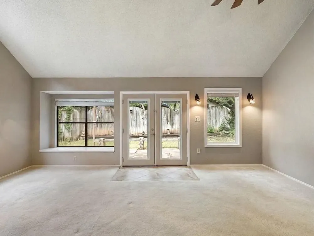 10606 Platt River Drive Austin, TX 78748