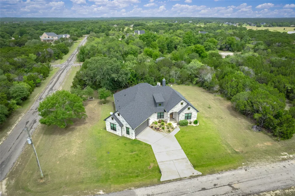 18107 Forrest Drive Whitney, TX 76692