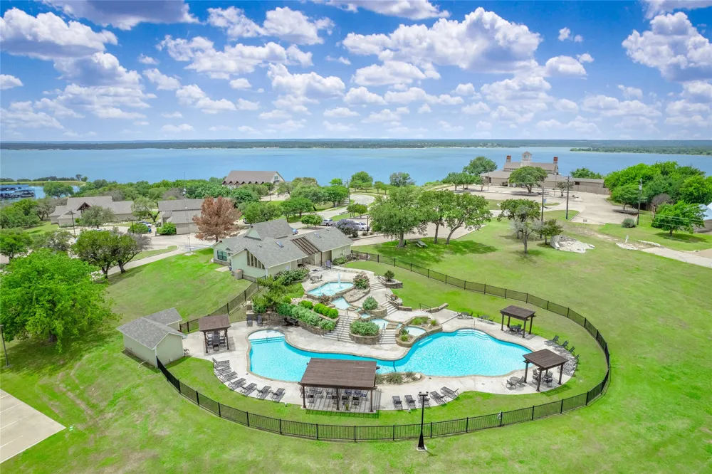 18107 Forrest Drive Whitney, TX 76692