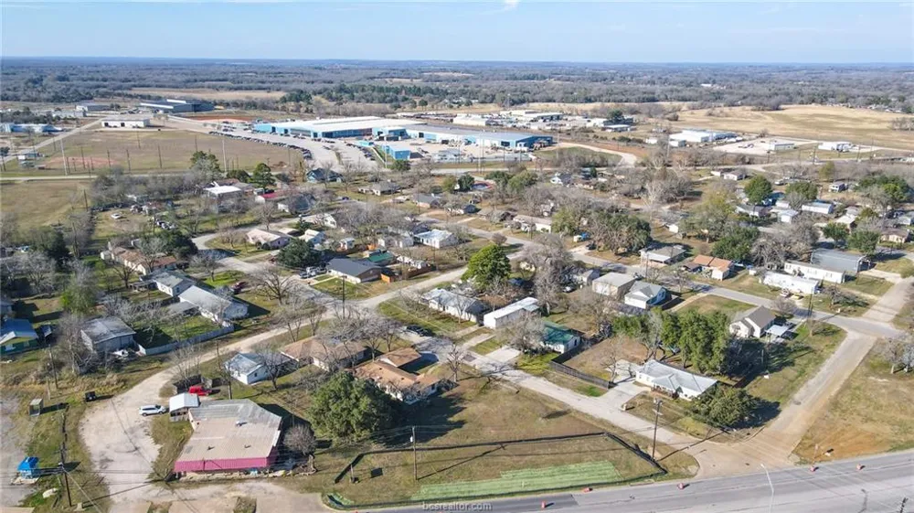 806 N Oneal Street Caldwell, TX 77836