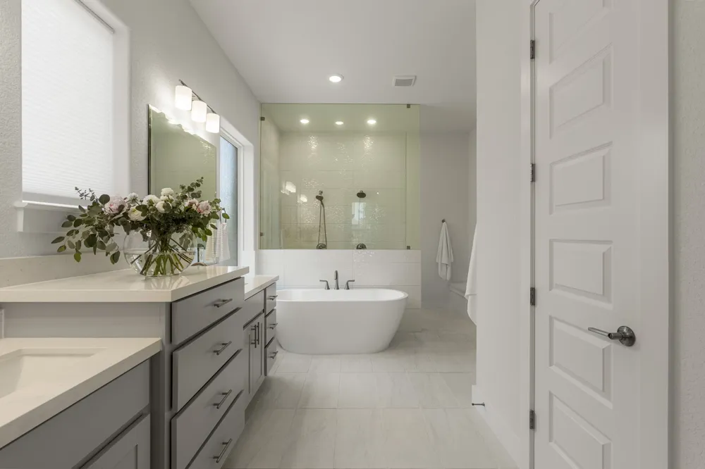 298 Canal Drive Dripping Springs, TX 78620