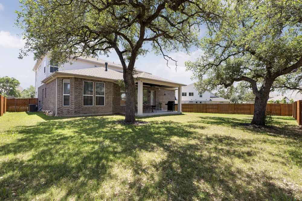 298 Canal Drive Dripping Springs, TX 78620