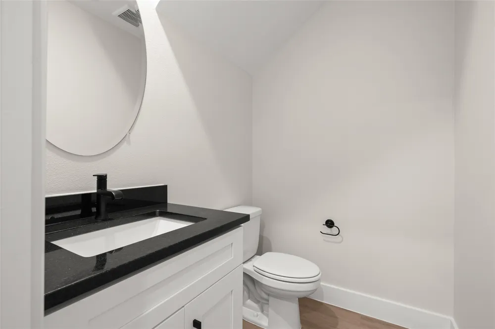 5512 Mobeetie Loop Bee Cave, TX 78738