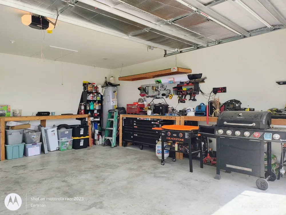 2001 Sunflower Row Coupland, TX 78615