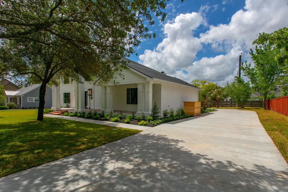 308 Pershing Avenue College Station, TX 77840