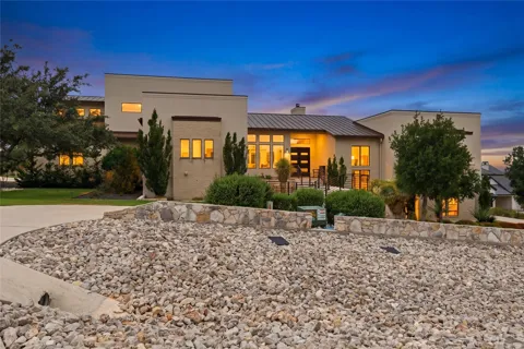 5913 Verden Ridge
