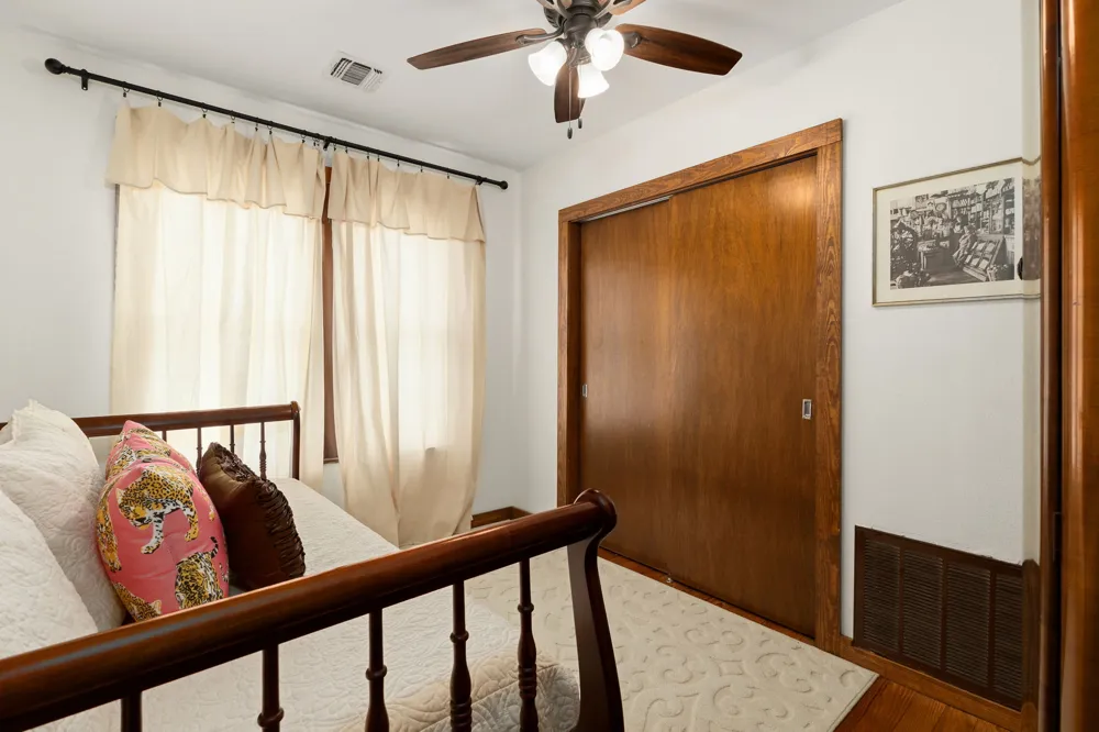 258 Water Street La Grange, TX 78945