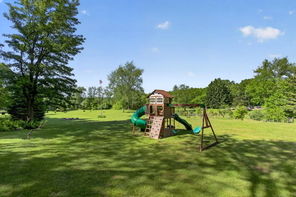 7870 Sears Road Horton, MI 49246
