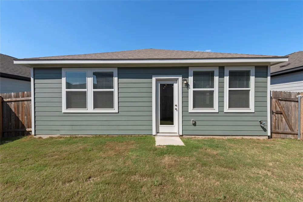1212 Wild Leaf Way San Marcos, TX 78666