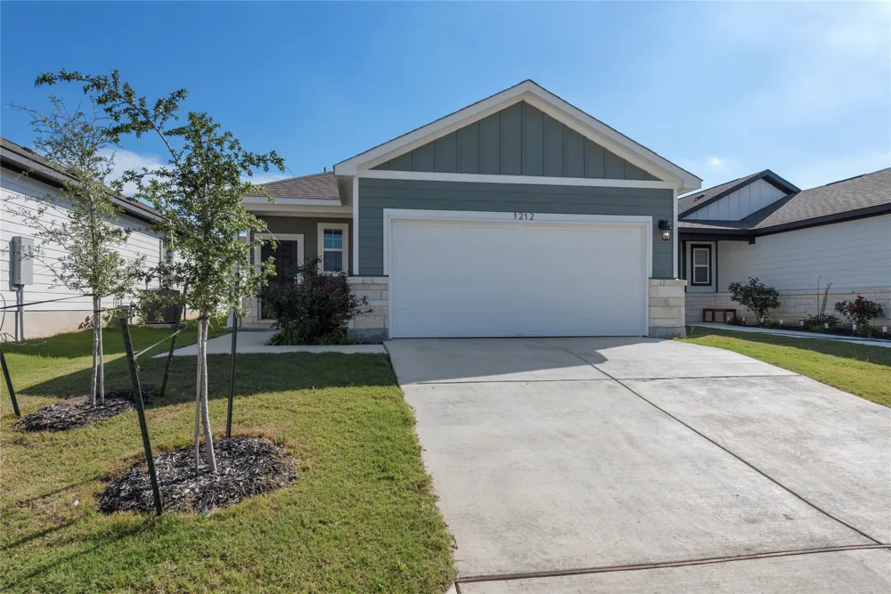 1212 Wild Leaf Way San Marcos, TX 78666