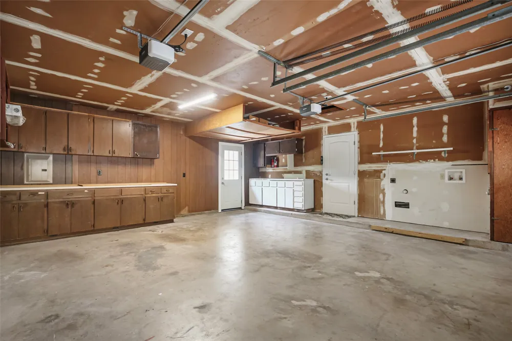 3112 Crosscreek Drive Austin, TX 78757