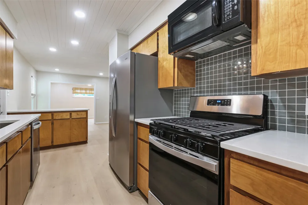 3112 Crosscreek Drive Austin, TX 78757