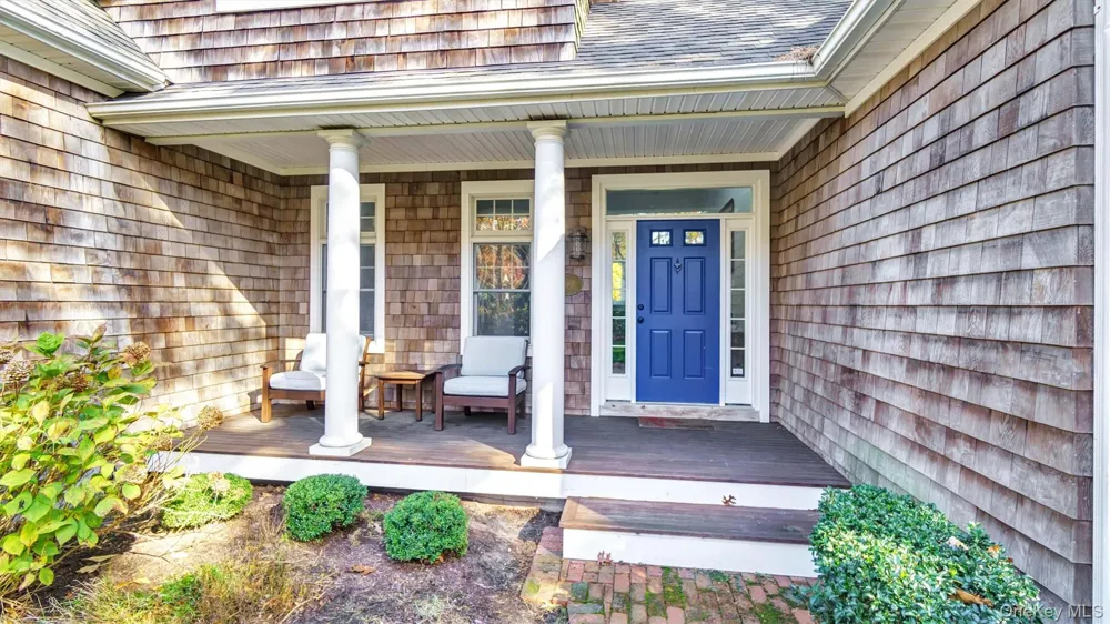 38 Bridle Path Westhampton Beach, NY 11978