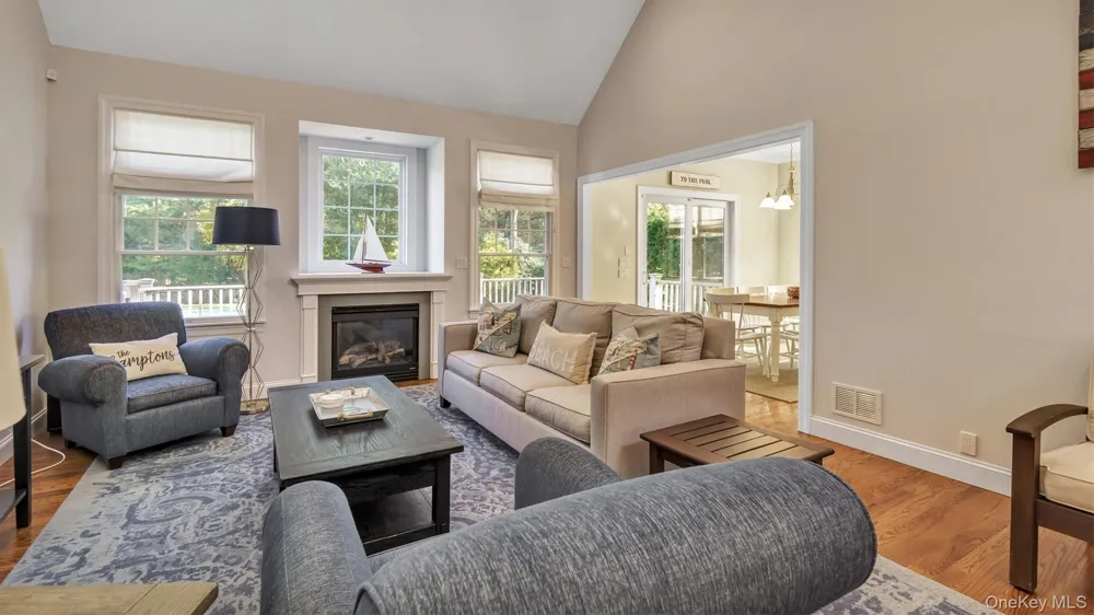 38 Bridle Path Westhampton Beach, NY 11978
