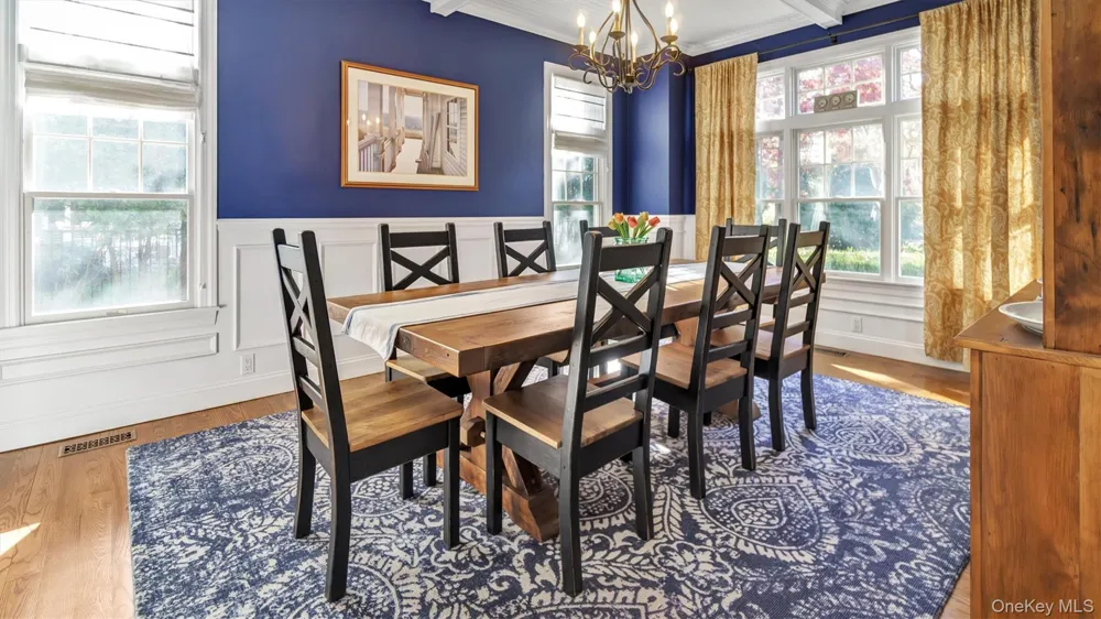 38 Bridle Path Westhampton Beach, NY 11978